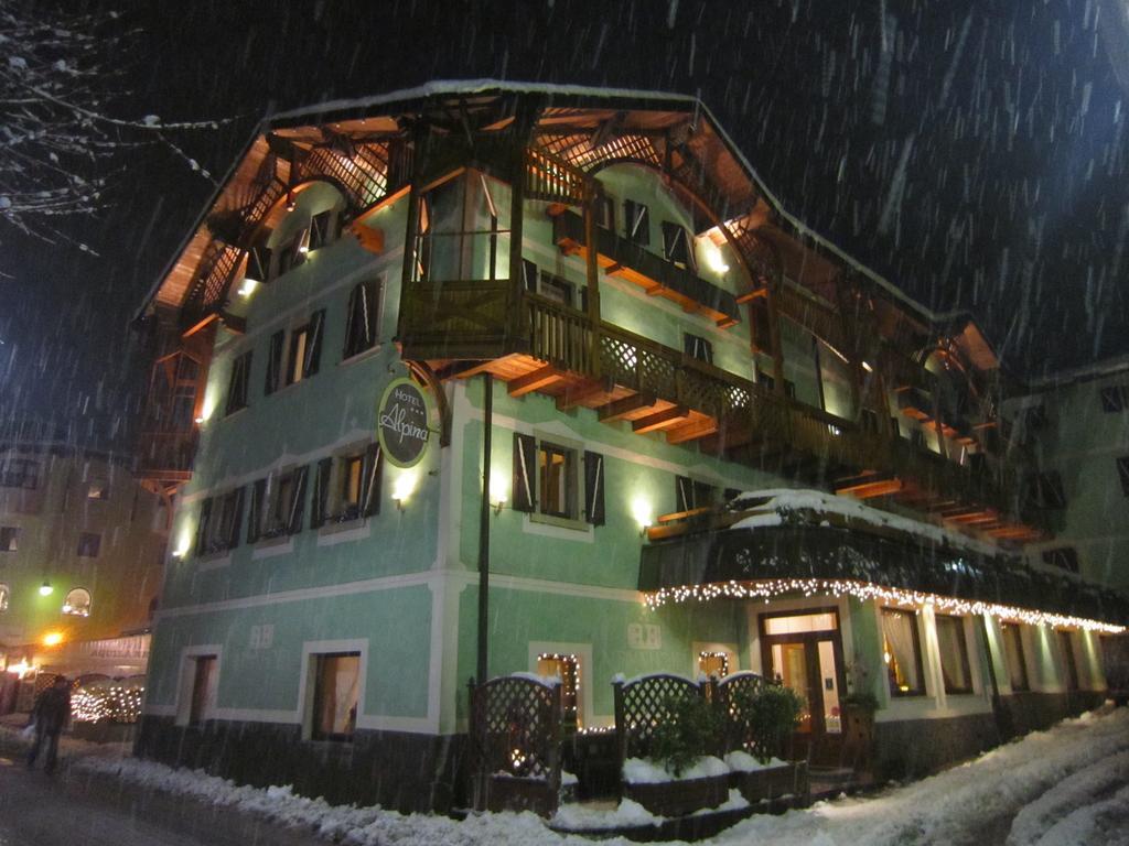Hotel Alpina بينْسولُ المظهر الخارجي الصورة